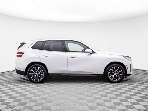 Certified 2025 BMW X3 xDrive30i image 6