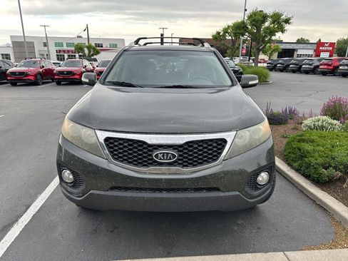 Used 2012 Kia Sorento EX w/ EX V6 Premium Pkg FWD image 2