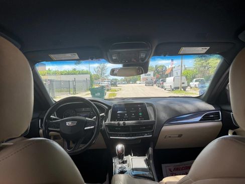 Used 2020 Cadillac CT5 Luxury image 2