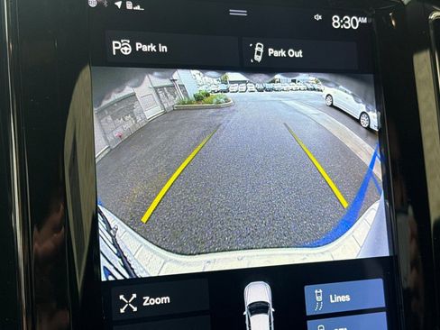 Used 2021 Volvo XC60 T8 R-Design w/ Advanced Package image 22