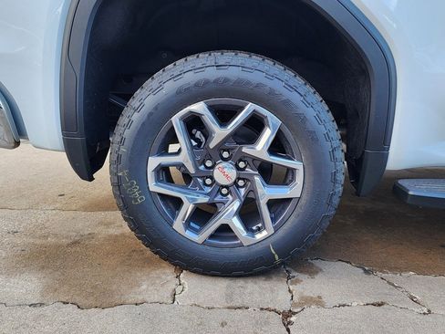 New 2026 GMC Sierra 1500 SLT w/ SLT Premium Plus Package image 52