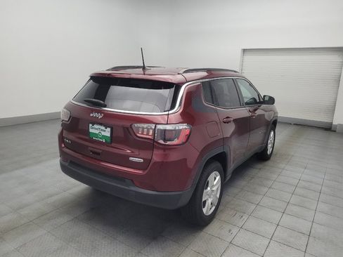 Used 2022 Jeep Compass Latitude w/ Mopar Graphics Package AWD/4WD image 9