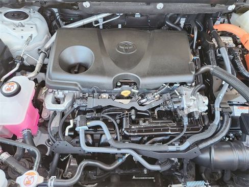 Certified 2025 Toyota RAV4 XLE image 20