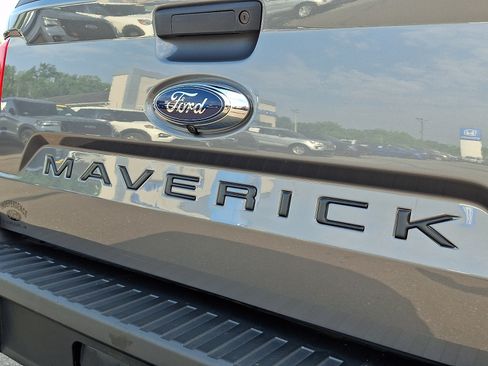 Certified 2024 Ford Maverick XLT w/ XLT Luxury Package AWD/4WD image 31