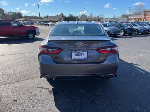 Used 2023 Toyota Camry SE image 30