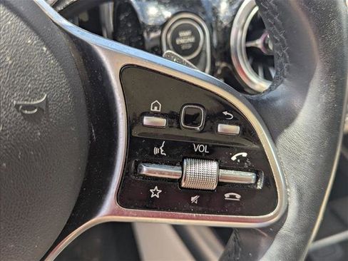 Used 2023 Mercedes-Benz GLA 250 4MATIC image 13