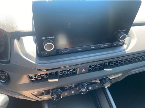 Used 2025 Honda Accord SE image 21