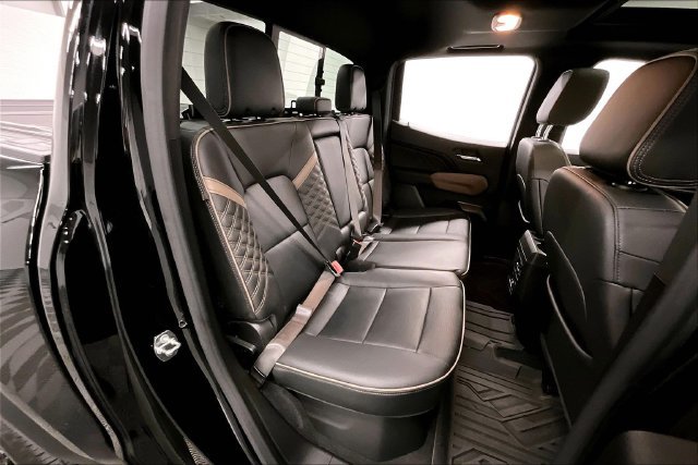 Used 2023 GMC Canyon Denali AWD/4WD image 26