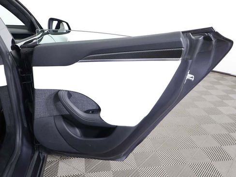 Used 2021 Tesla Model S Plaid image 27