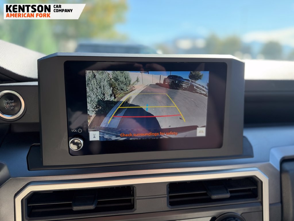 Used 2025 Toyota 4Runner SR5 AWD/4WD image 26