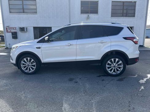 Used 2017 Ford Escape Titanium image 11