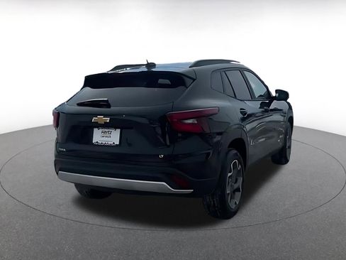 Used 2025 Chevrolet Trax LT w/ LT Convenience Package image 14