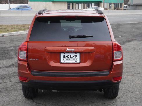 Used 2012 Jeep Compass Sport image 6