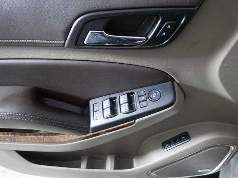 Used 2016 Chevrolet Tahoe LTZ image 19