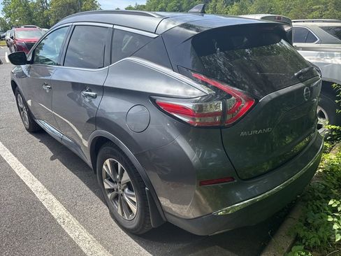 Used 2018 Nissan Murano SV AWD/4WD image 3