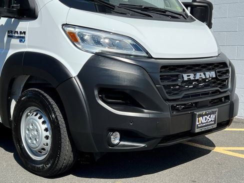 Used 2024 RAM ProMaster 3500 w/ Delivery Van Package image 15
