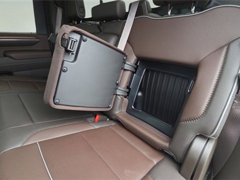 Used 2025 GMC Sierra 2500 Denali image 28
