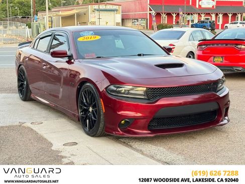 Used 2019 Dodge Charger R/T RWD image 1
