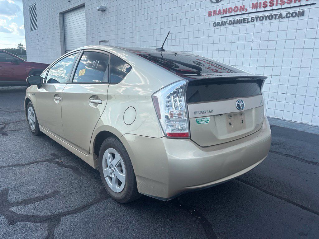 Used 2011 Toyota Prius Four w/ Navigation Pkg FWD image 5