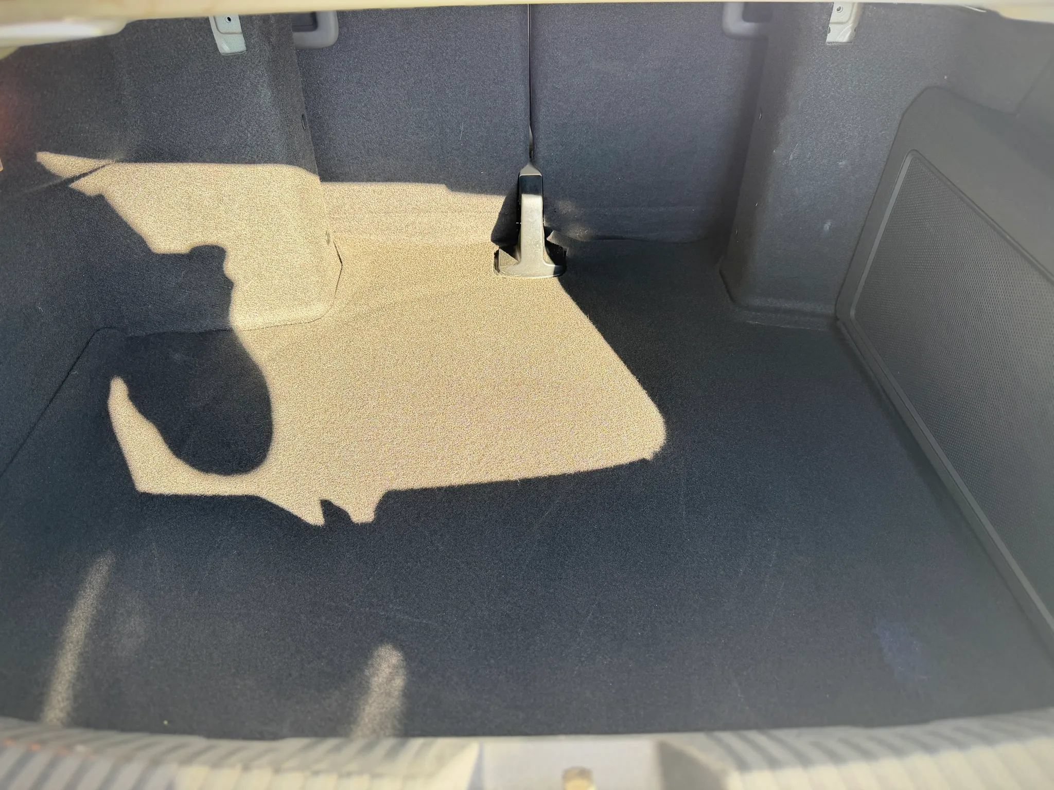 Used 2013 Volkswagen Beetle 2.5 FWD image 14