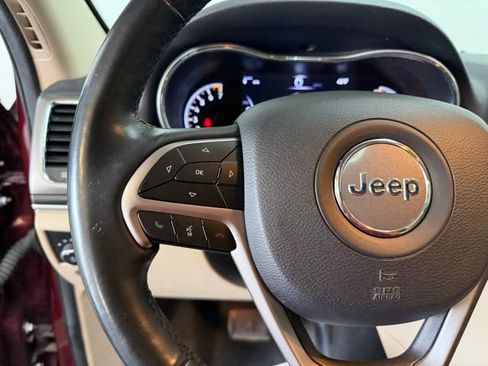 Used 2019 Jeep Grand Cherokee Limited image 21