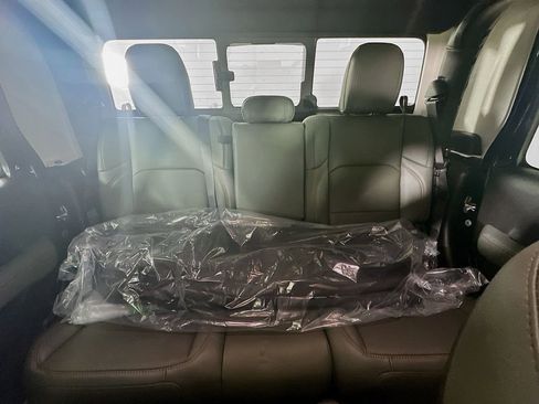 New 2026 Jeep Gladiator Mojave w/ Technology Group image 10