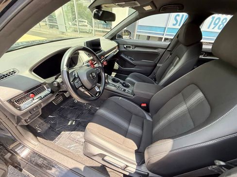 Used 2023 Honda Civic Sport image 14