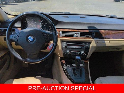 Used 2011 BMW 328i Sedan RWD image 23