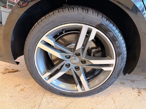 Used 2017 Audi A4 2.0T Premium Plus w/ Premium Plus Package image 41