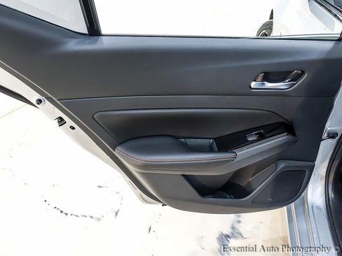 Used 2024 Nissan Altima 2.5 SR w/ SR Premium Package image 28