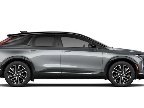 New 2026 Cadillac Optiq Sport 1 w/ LPO, Floor Liner Package AWD/4WD image 34