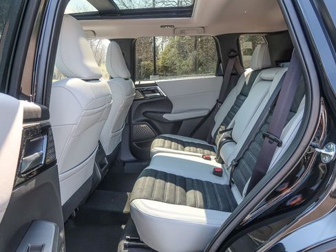 New 2026 Mitsubishi Outlander SE AWD/4WD image 25