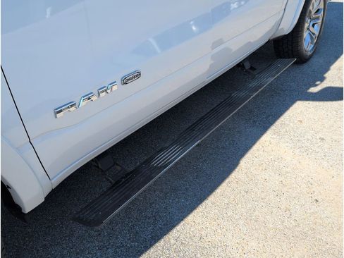 Used 2020 RAM 1500 Limited image 10