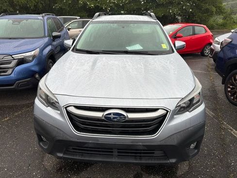 Used 2021 Subaru Outback Premium AWD/4WD image 2