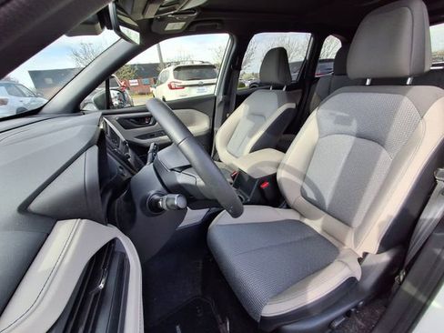 Used 2025 Subaru Forester Premium w/ Convenience Package #2 image 22