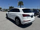 Used 2021 Audi Q5 Premium w/ Convenience Package image 4