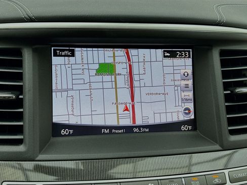 Used 2019 INFINITI QX60 Luxe w/ Essential Package image 9