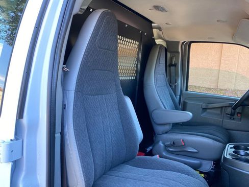 Used 2025 Chevrolet Express 2500 w/ Driver Convenience Package RWD image 30