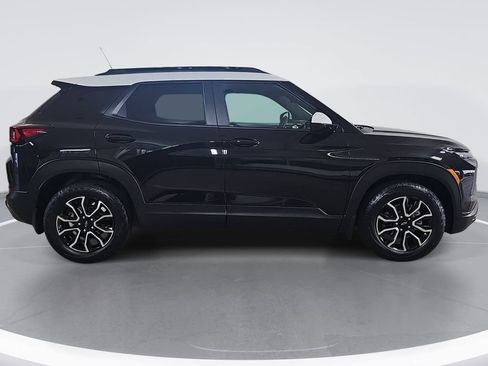 Certified 2024 Chevrolet TrailBlazer ACTIV w/ Convenience Package FWD image 2