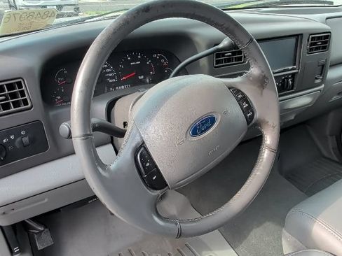 Used 2004 Ford F250 Lariat AWD/4WD image 25