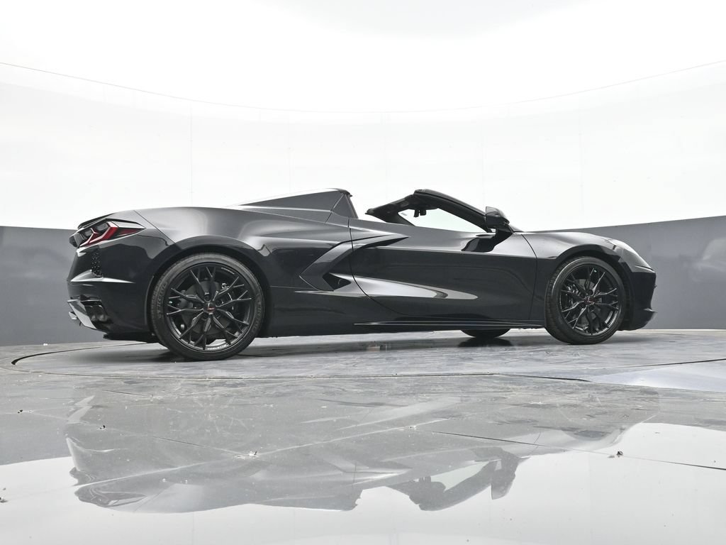 Used 2023 Chevrolet Corvette Stingray Premium Conv w/ Battery Protection Package RWD image 39