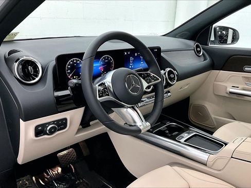 Used 2026 Mercedes-Benz GLA 250 image 19