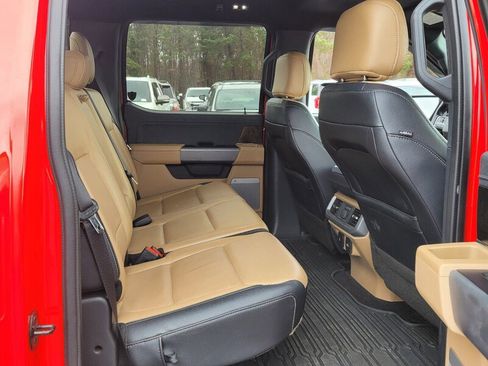 Used 2022 Ford F150 Lariat w/ Equipment Group 502A High image 13