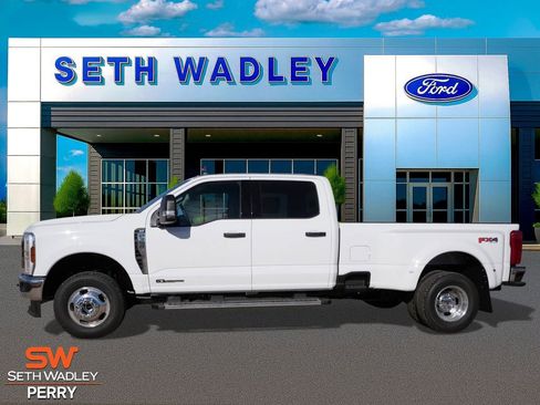 New 2026 Ford F350 XLT image 3