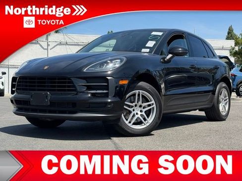 Used 2020 Porsche Macan AWD/4WD image 3