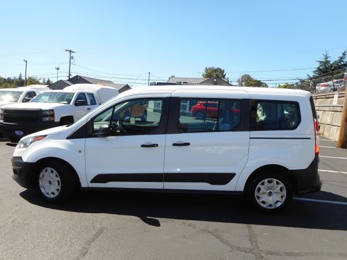 Used 2016 Ford Transit Connect XL FWD image 2