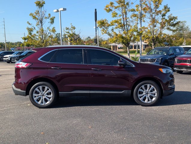 Used 2023 Ford Edge Titanium AWD/4WD image 4