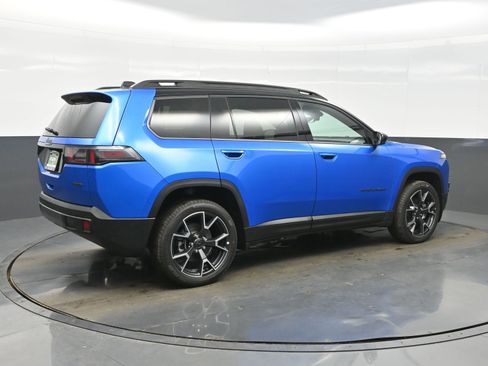 New 2026 Jeep Cherokee Overland image 6