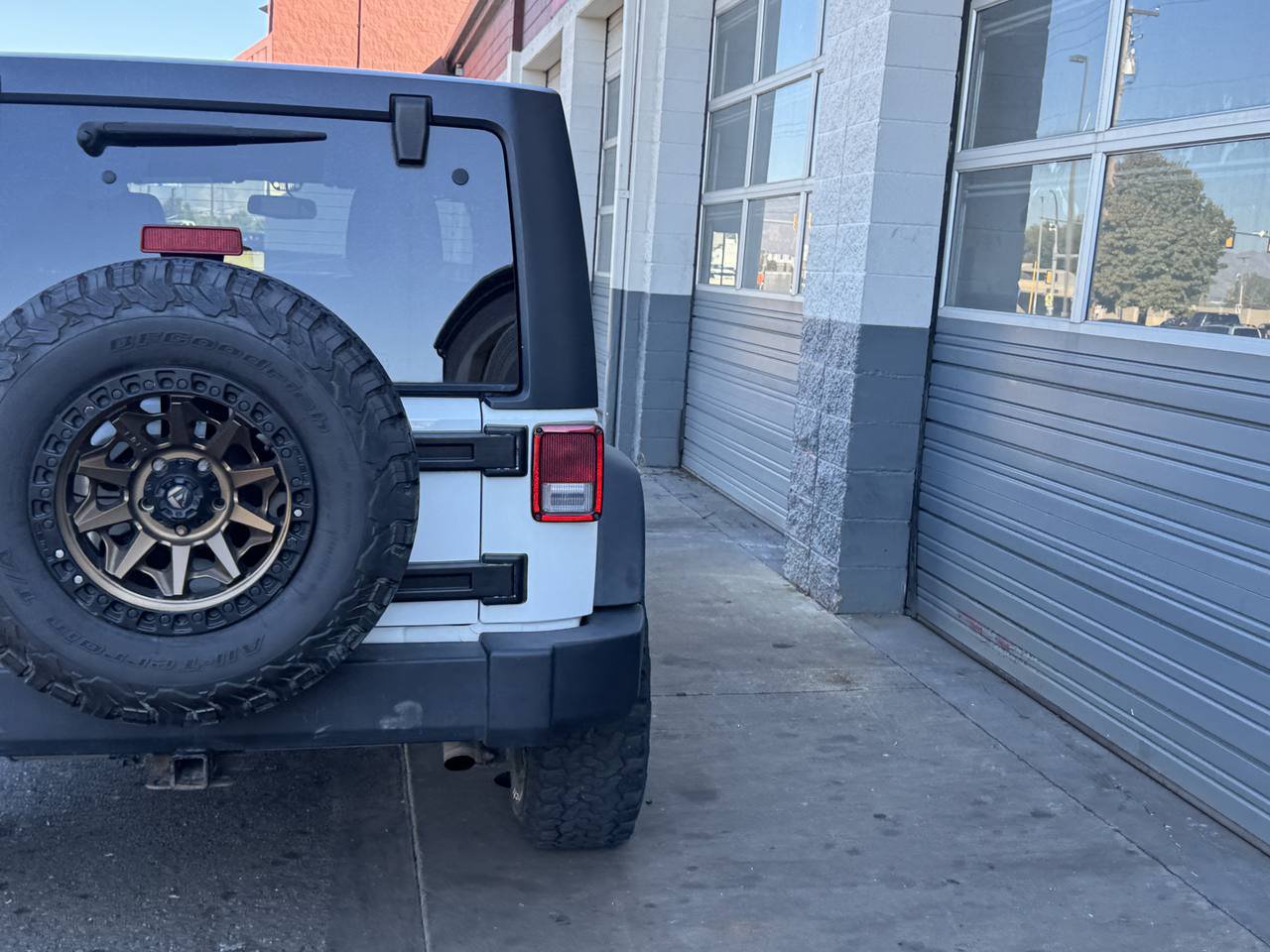 Used 2017 Jeep Wrangler Unlimited Sport w/ Quick Order Package 23S AWD/4WD image 6