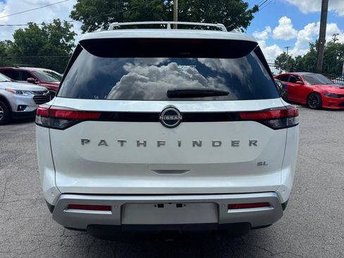 Used 2024 Nissan Pathfinder SL w/ SL Premium Package FWD image 7